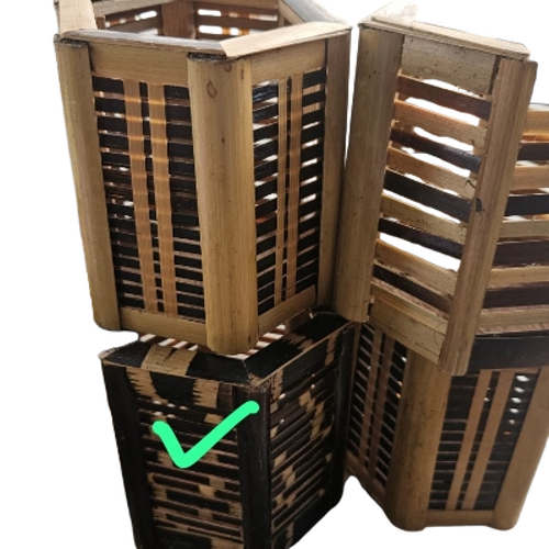 Lightweight Wooden Pen Stand