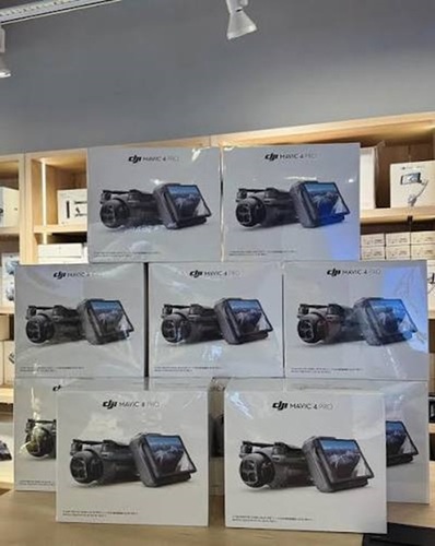DJI Mavic 4 Pro Drone with 512GB Creator Combo