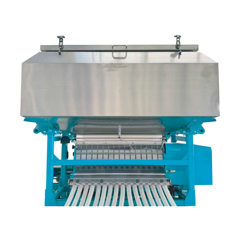Yongxiang 16 Rows Precision Seeder - Capacity: 500 Ltr
