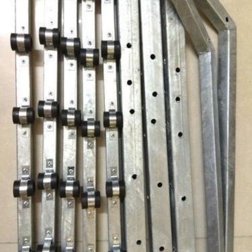 Galvanized Iron Solar Fencing Poles