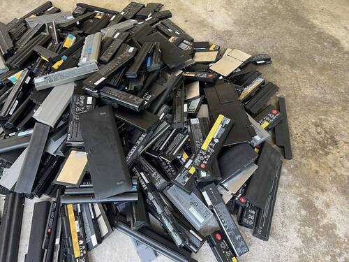 Laptop Battery Scrap Mixed Used & Recyclable Battery Cells for Recycling, Recovery & Industrial Use