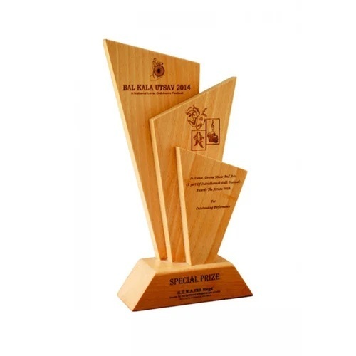 5230 Wooden Trophy