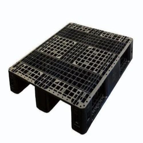 01 Industrial Plastic Pallets