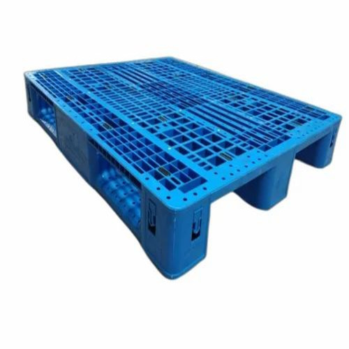02 Logistic Plastic Pallets