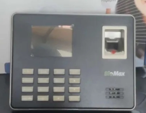 Lx 16 Biometric Machine