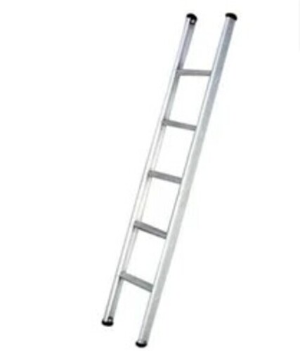 Single Straight Ladder