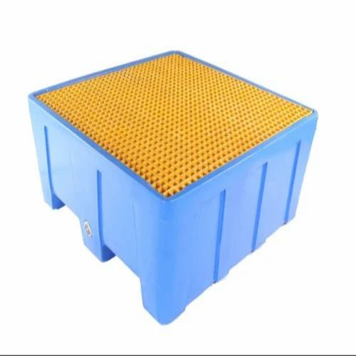 Spill Containment Pallets