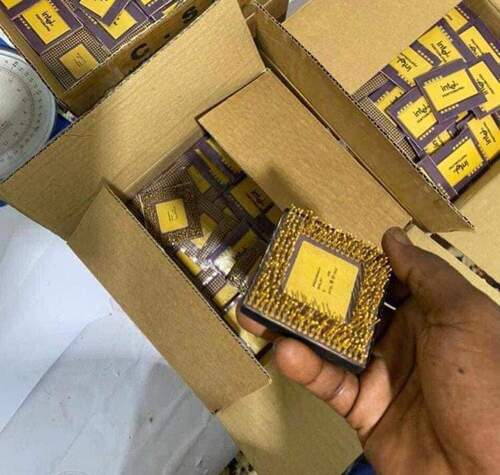 Ceramic CPU Scrap (Xeon Gold 6200 2-core) / Processors/ Chips Gold Recovery Motherboard Scrap RAM Scrap-Used Desktop Components