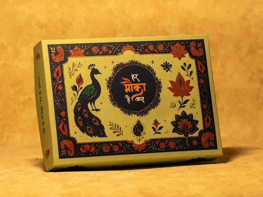Sugandhika 500g Peacock Lotus Empty Sweet Box with Golden Tray