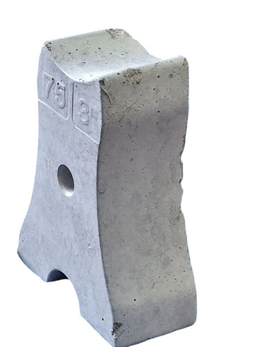 75mm Pyramid Concrete Cover Block