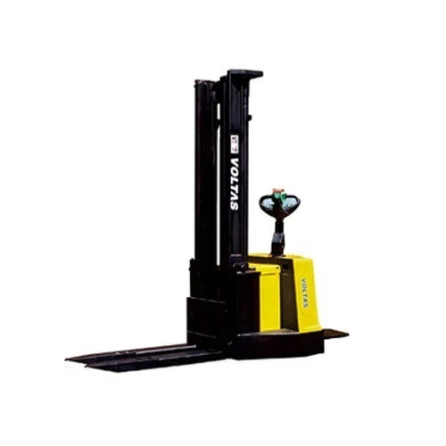 Battery Operated Hydraulic Stacker