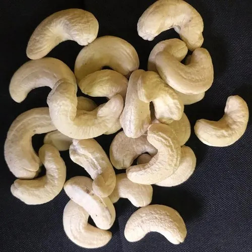White Cashew Nut W320