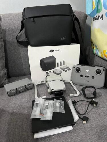 DJI Mini 2 Fly More Combo Drone