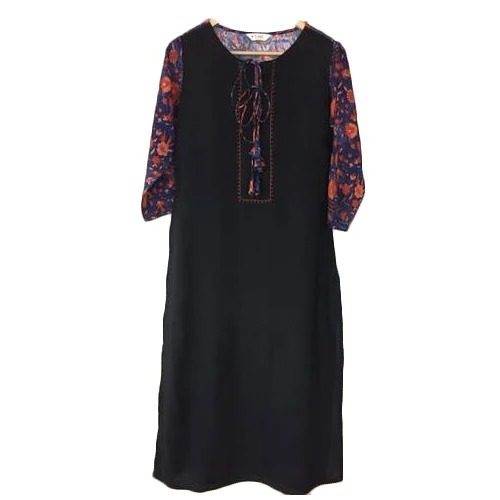 Trendsetting Ladies Kurtis