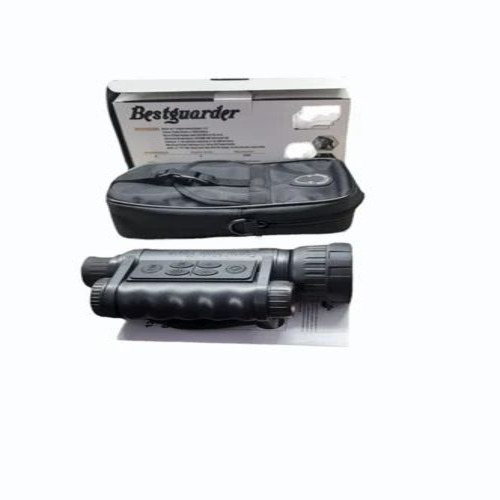 02 Black Binoculars 