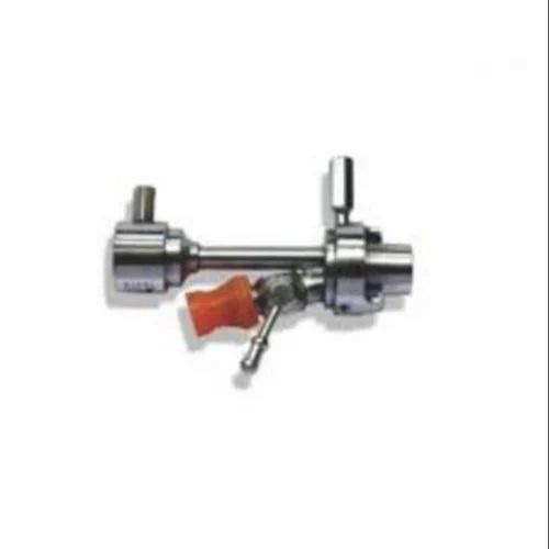 Double Channel Cystoscope Bridge