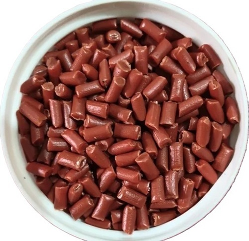 Brown Plastic Granules