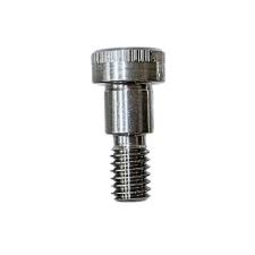 01 Captive Screws