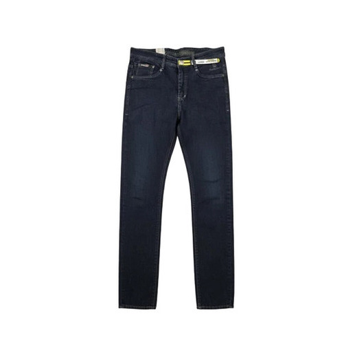 Basic Jeans