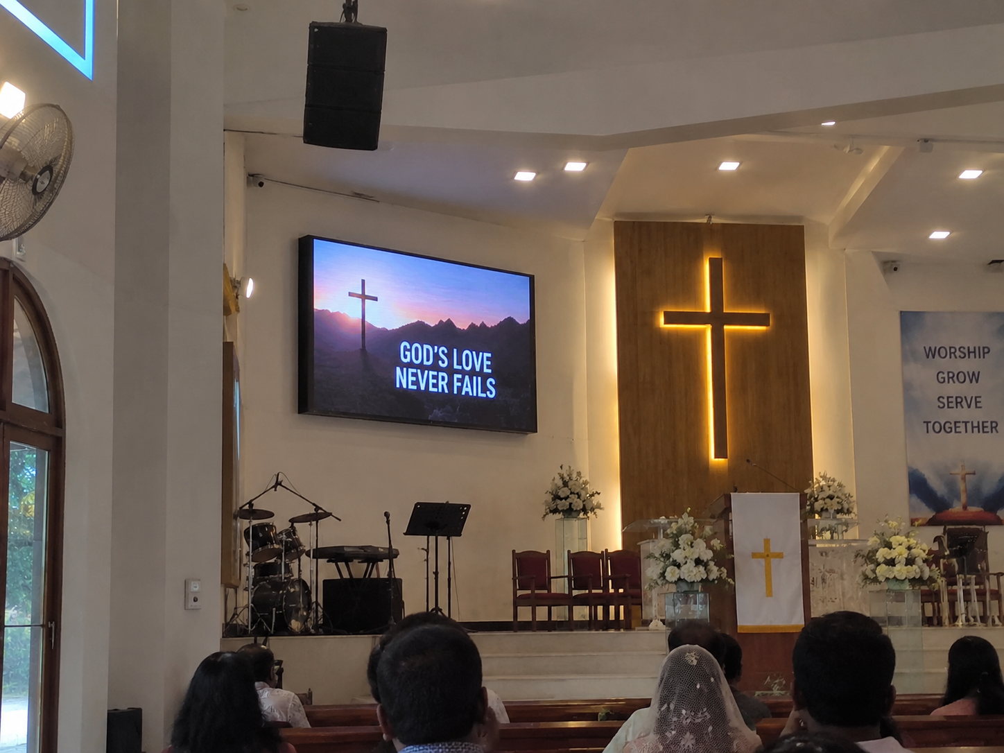 Church Led Screen For Worship Hall - Material: Ms
