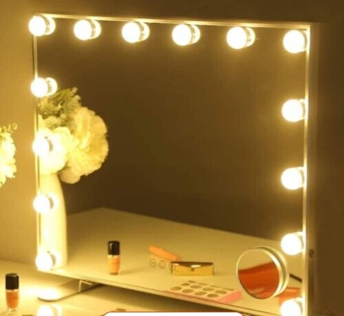 Multiple Bulb Mirror