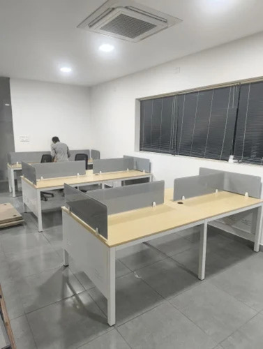 3 Seater Office Workstation Furniture
