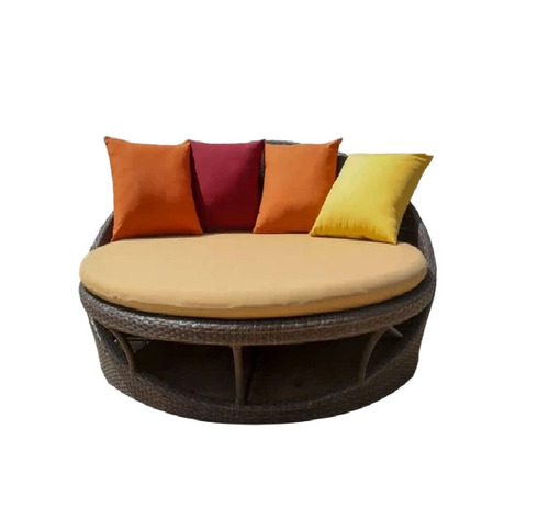 3 Seater Outdoor Round Wicker Daybed