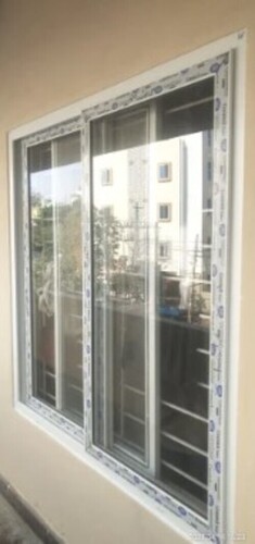 3 Track Sliding Window