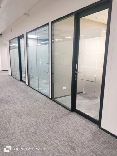 Frameless Glass Partitions