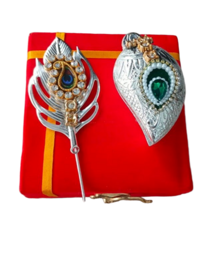 Laddu Gopal Mor Pankh Kalangi Tilak Set - Material: Metal