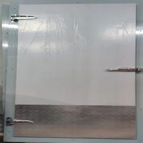01 Cold Room Door