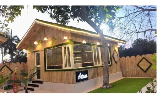 Cafe Bamboo Hut