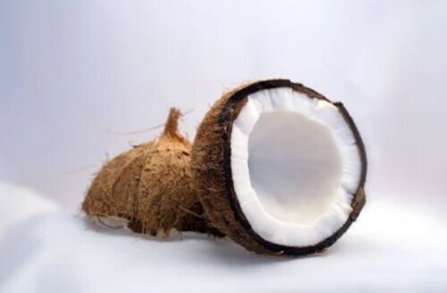 Fresh Dehusked Coconut