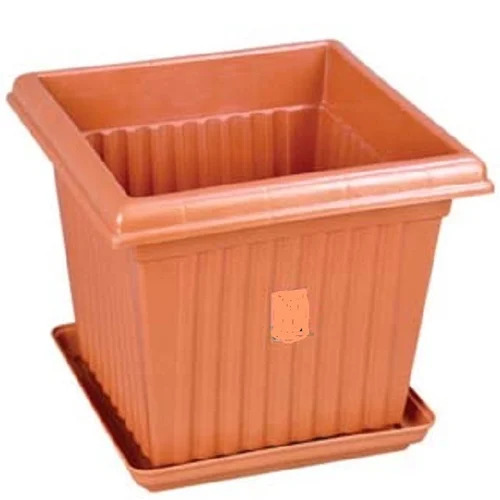 14 Inch Square Plastic Pot