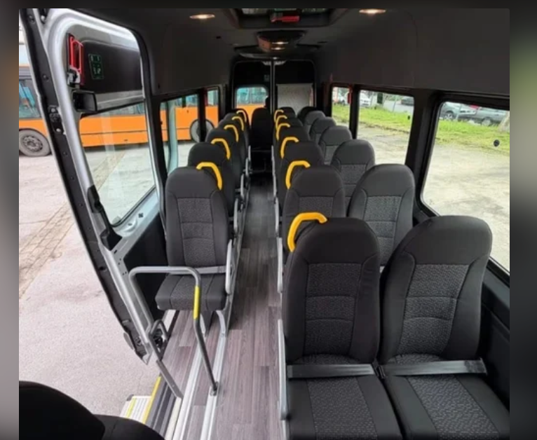 Staff Bus Seats - Steel Frame, Genuine Leather, Black | Multi-Model Compatible, Ergonomic Lumbar Support