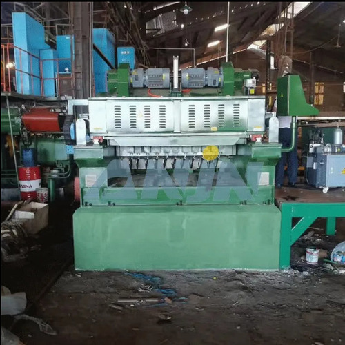 Cnc Automatic Spindless Peeling Machine - Color: Green