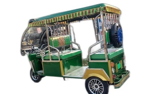 Battery Operated Passenger E Rickshaw