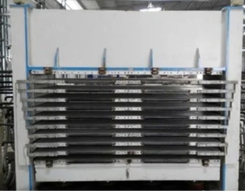 600 Ton Plywood Hot Press