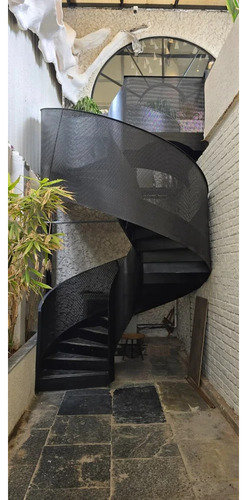 Ms Spiral Staircase