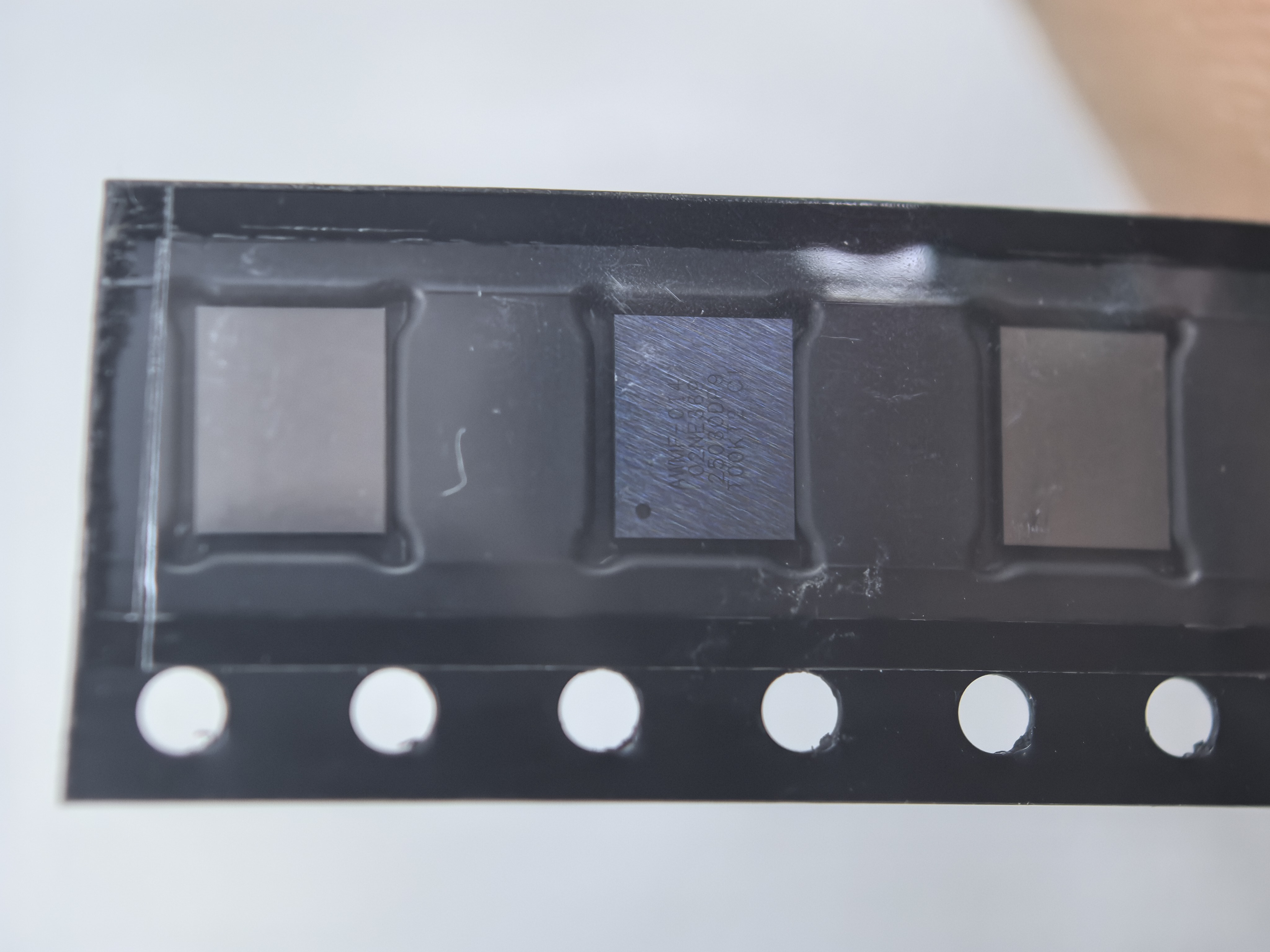 CMD225C3 4 - 8 GHz (C Band) Input Passive Frequency Doubler MMIC