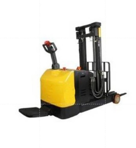 Electric Reach Stacker