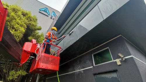 Highrise Roof & Structure Cleaning