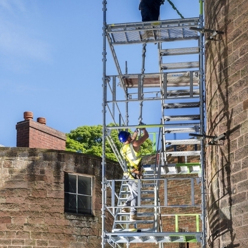 Mobile scaffolding tower