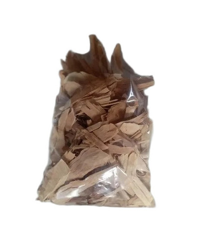Brown Wood Chips for Pooja Use