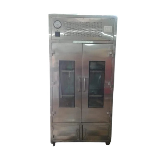 Cleanroom Garment Storage Cabinet
