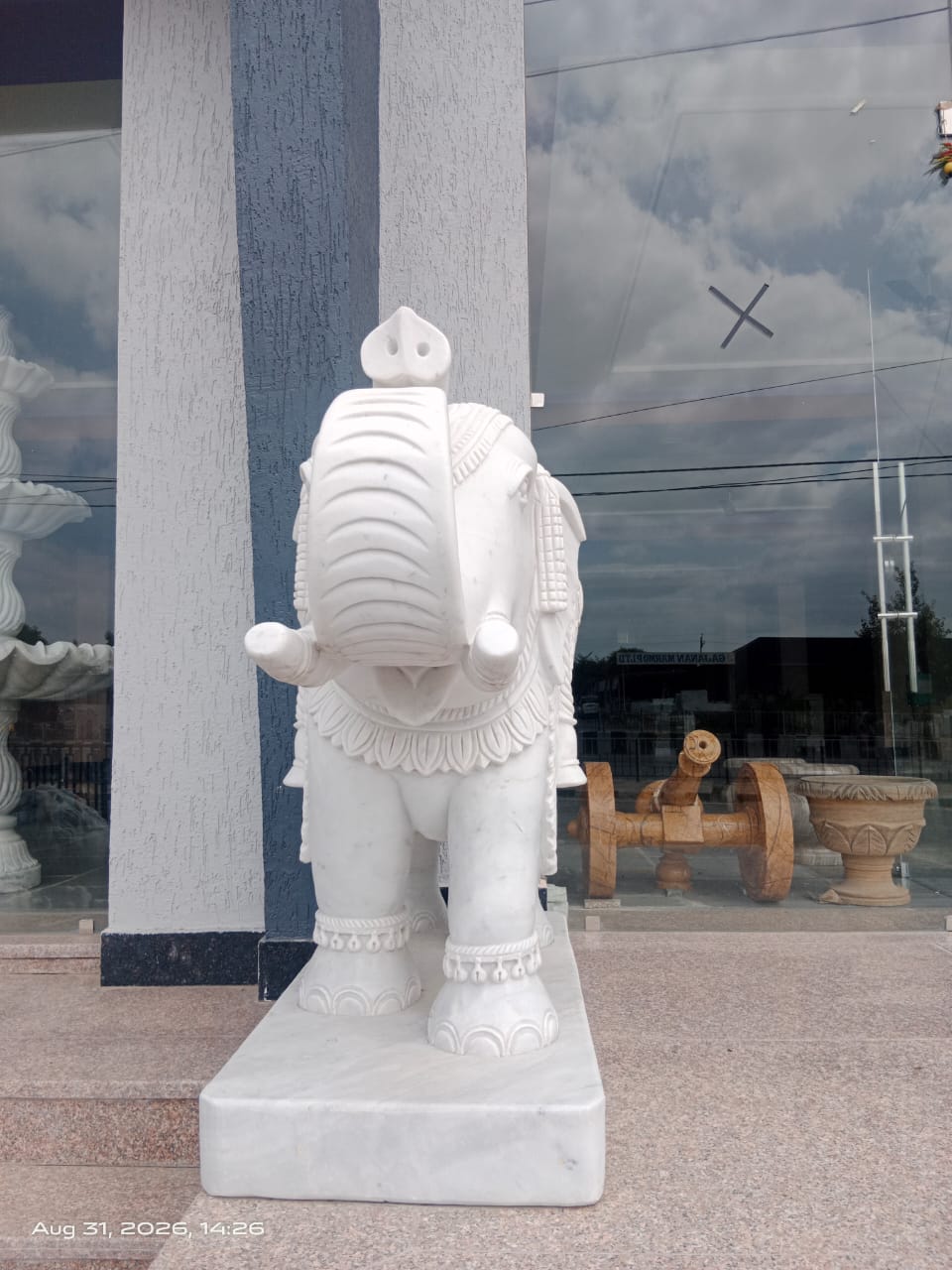Elephant Animal Sculpture - Material: Marble