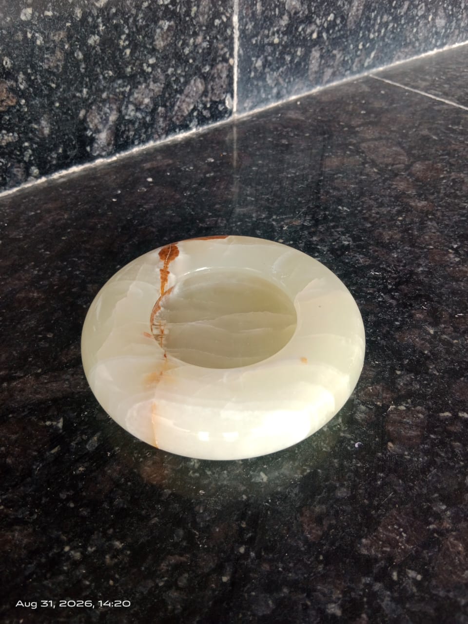 Marble Articles & Decorative Handicrafts - Density: 4 Kilogram Per Litre (Kg/L)