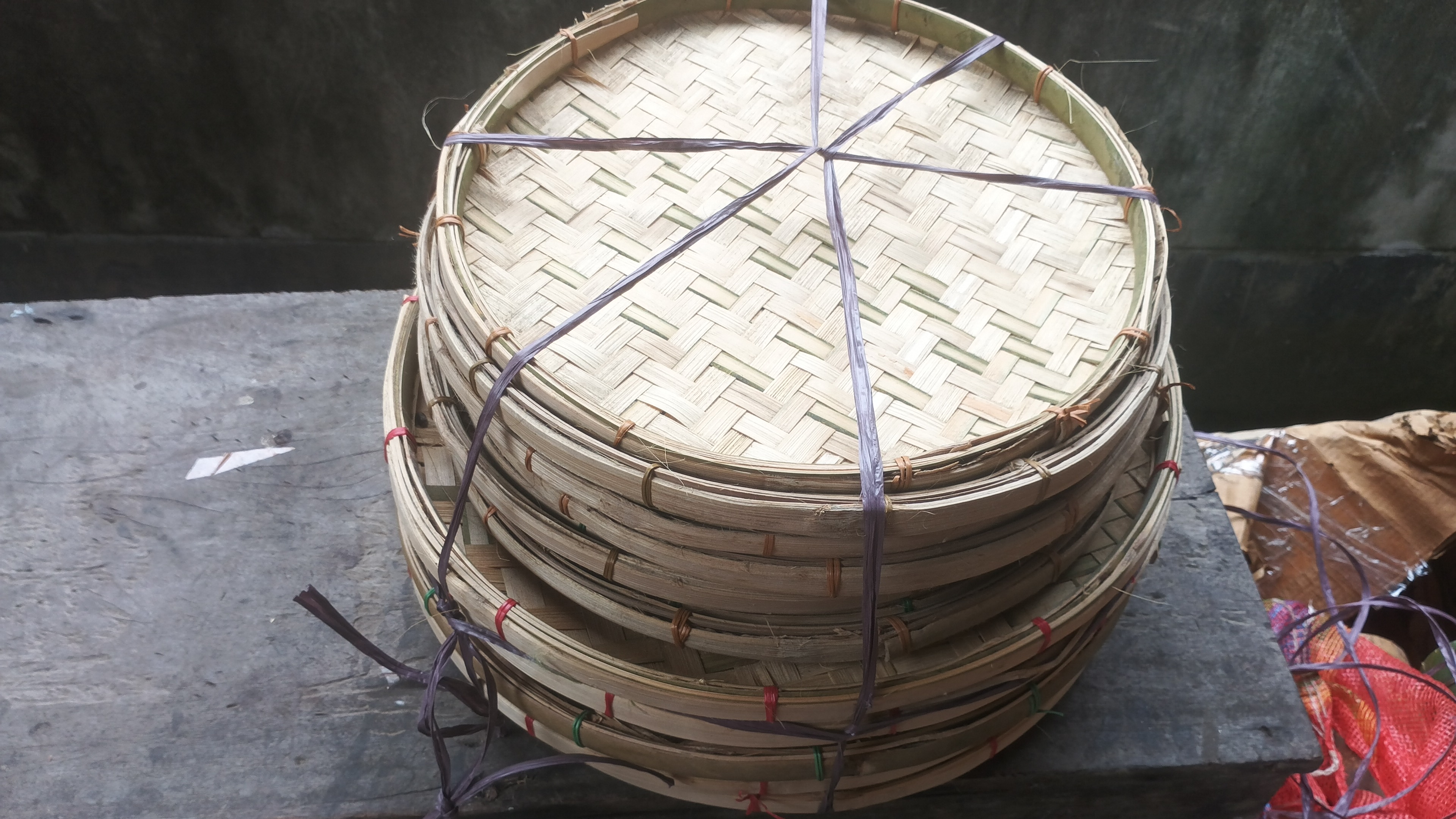 Bamboo Handicraft Dagra - Design Type: Traditional