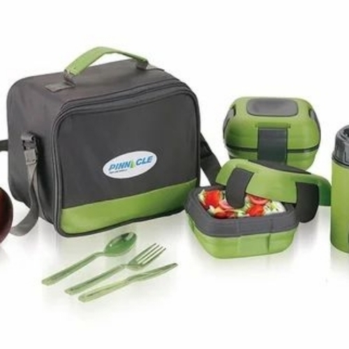 Plastic Lunch Boxes