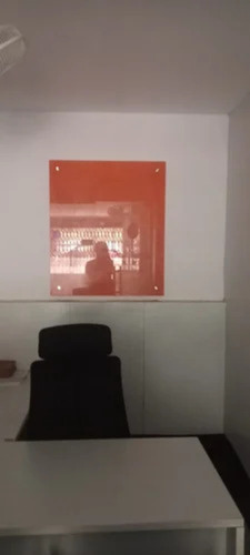 Rectangular White Lacquered Glass Magnetic Board